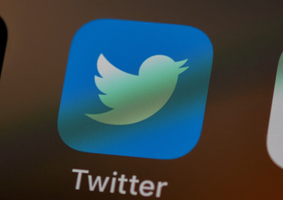 Twitter Tests Youtube Integration Allowing Users to Watch Videos Without Leaving the Platform
