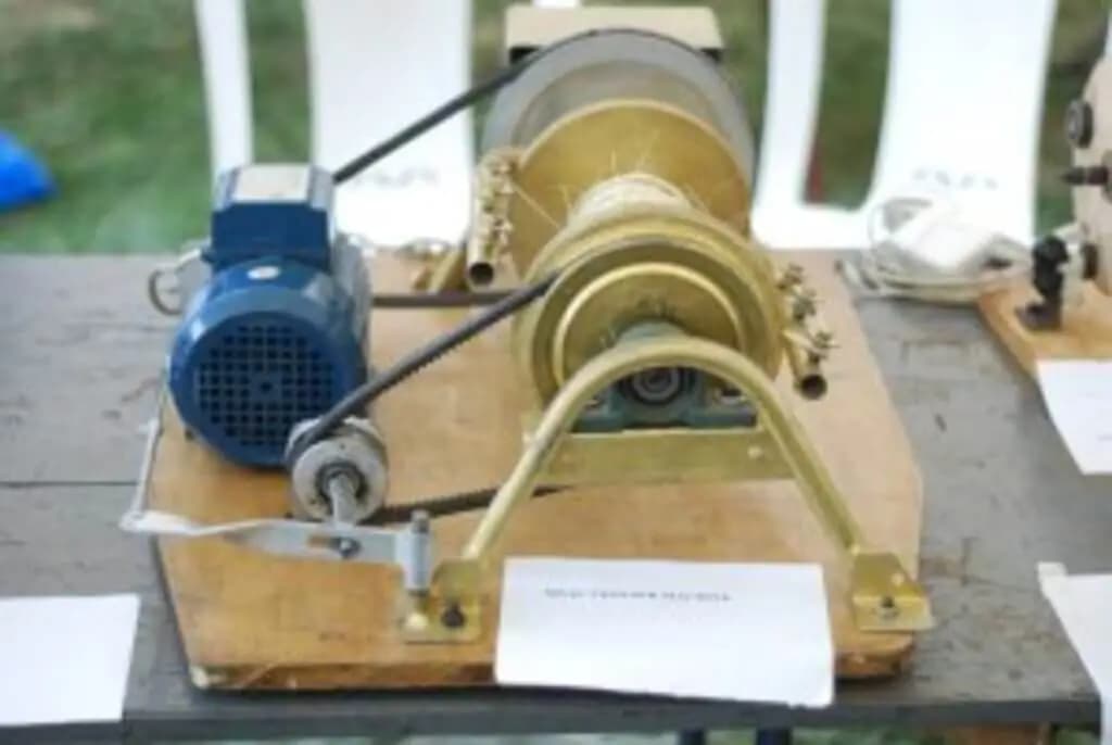 New designed fibre decorticator machines for small scale farmers