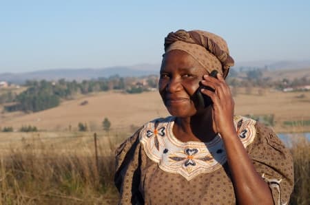 Farmers dictate market prices with mobile phones
