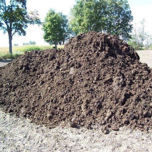 Fertiliser Crisis: Making compost manure as alternative to store-bought fertilisers