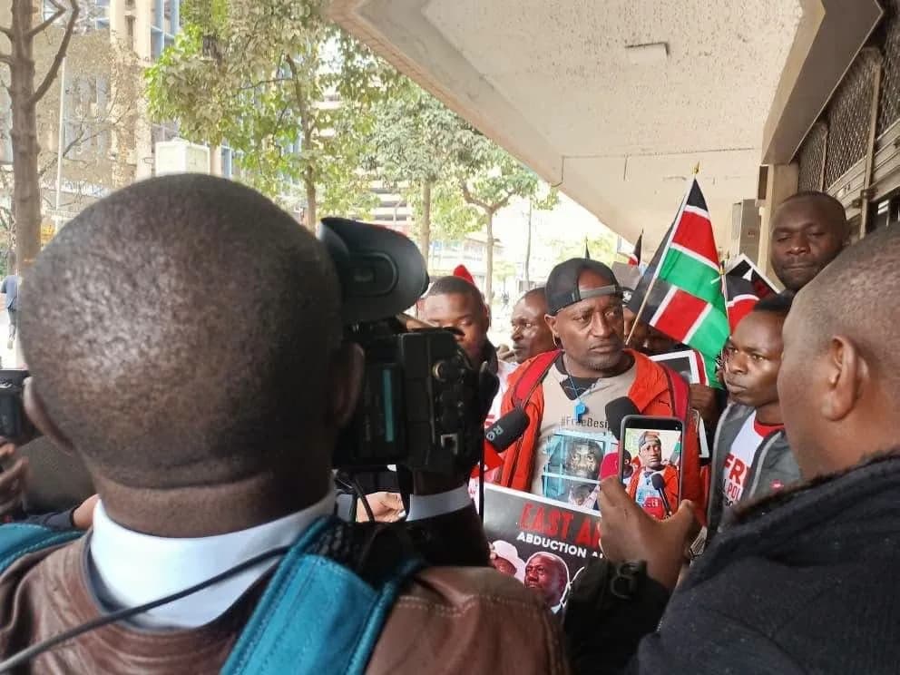 Police Disperse Nairobi CBD Protest Over Continued Detention of Kizza Besigye