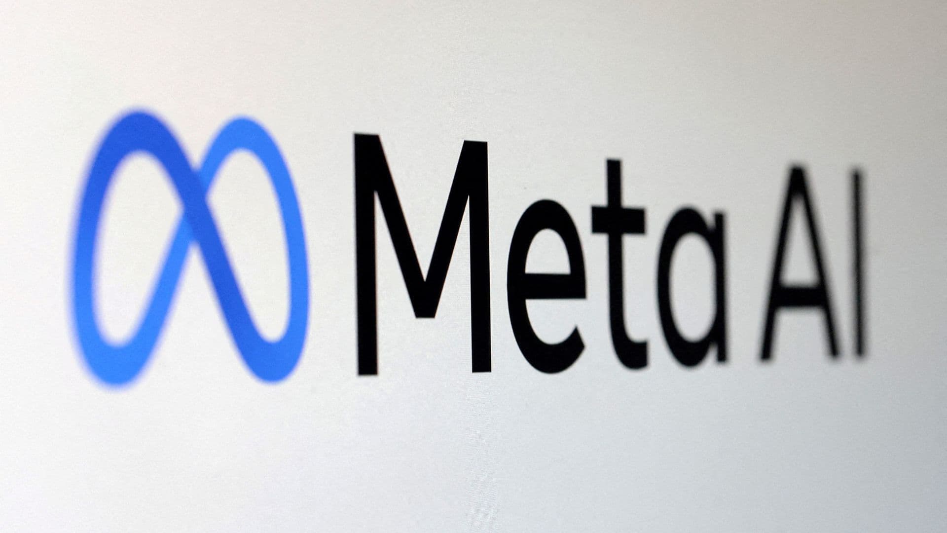 Meta is Developing an AI Search Engine to Compete With Google and Bing