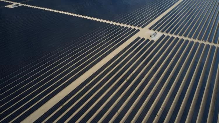 Inside Amazon’s 1.2 GW Sunstone Solar Project in Oregon
