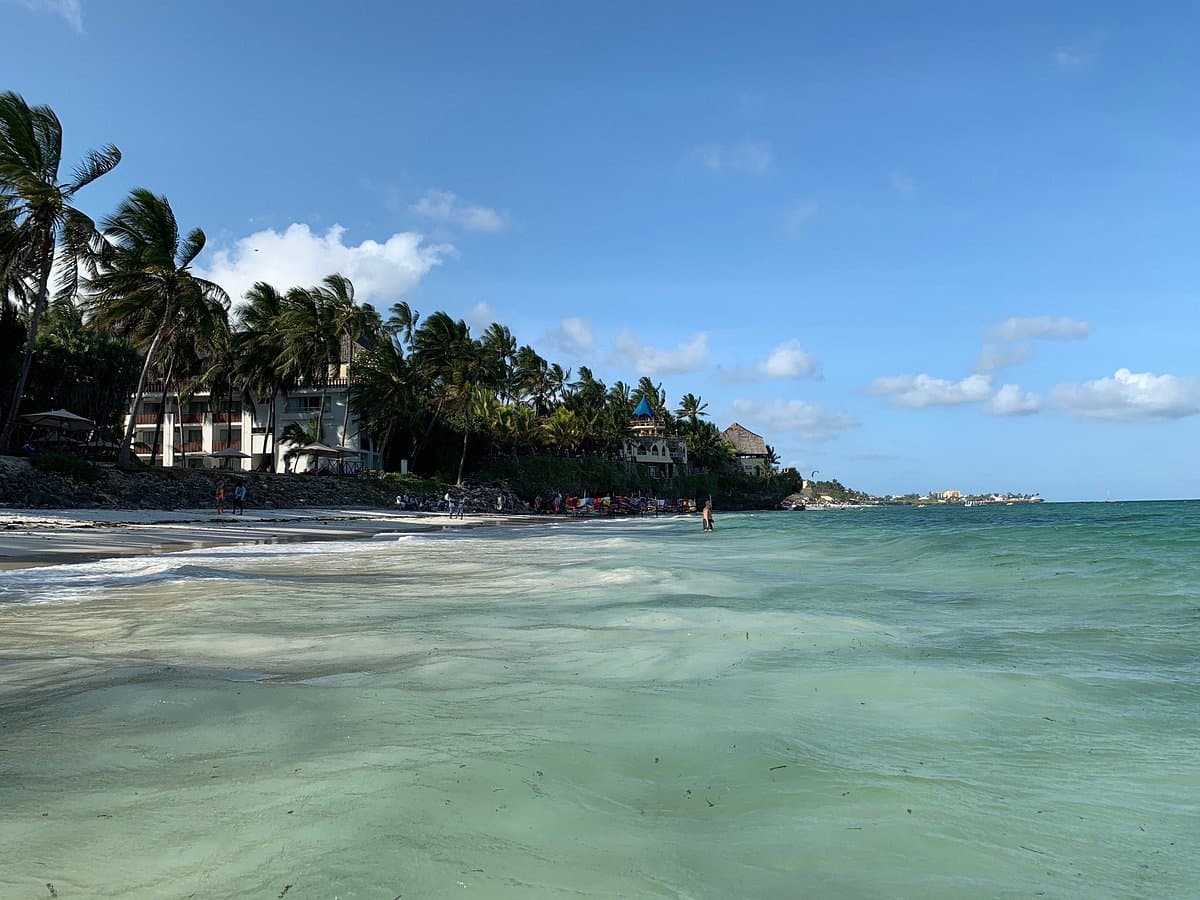 Two local tourists missing after boat capsizes near Mombasa’s Nyali Coast