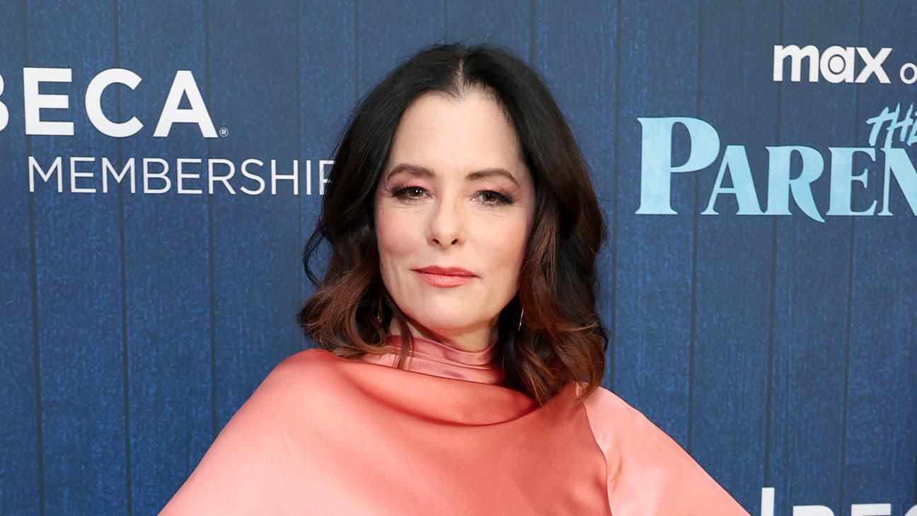 Parker Posey Net Worth