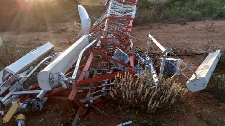 No injuries as suspected al-Shabaab militants destroy Safaricom mast at school in Dadaab