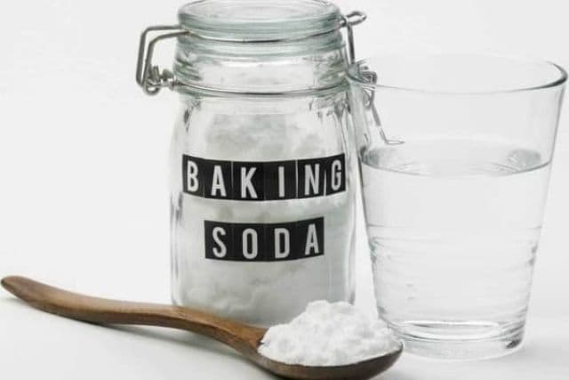 Lifestyle: 22 Different Uses Of Baking Soda Around The House