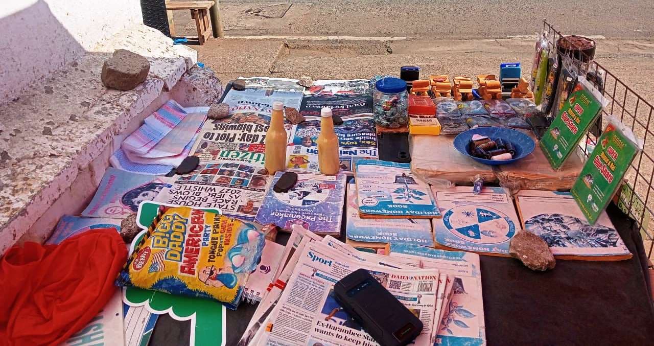 Newspaper vendor diversifies his business in order to adapt to the changing times