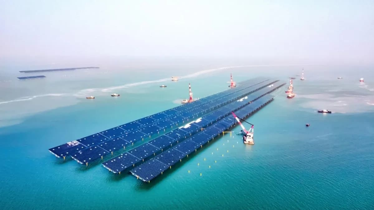World’s Largest Offshore Solar Farm in China, Covering Over 1,200ha of Ocean Surface