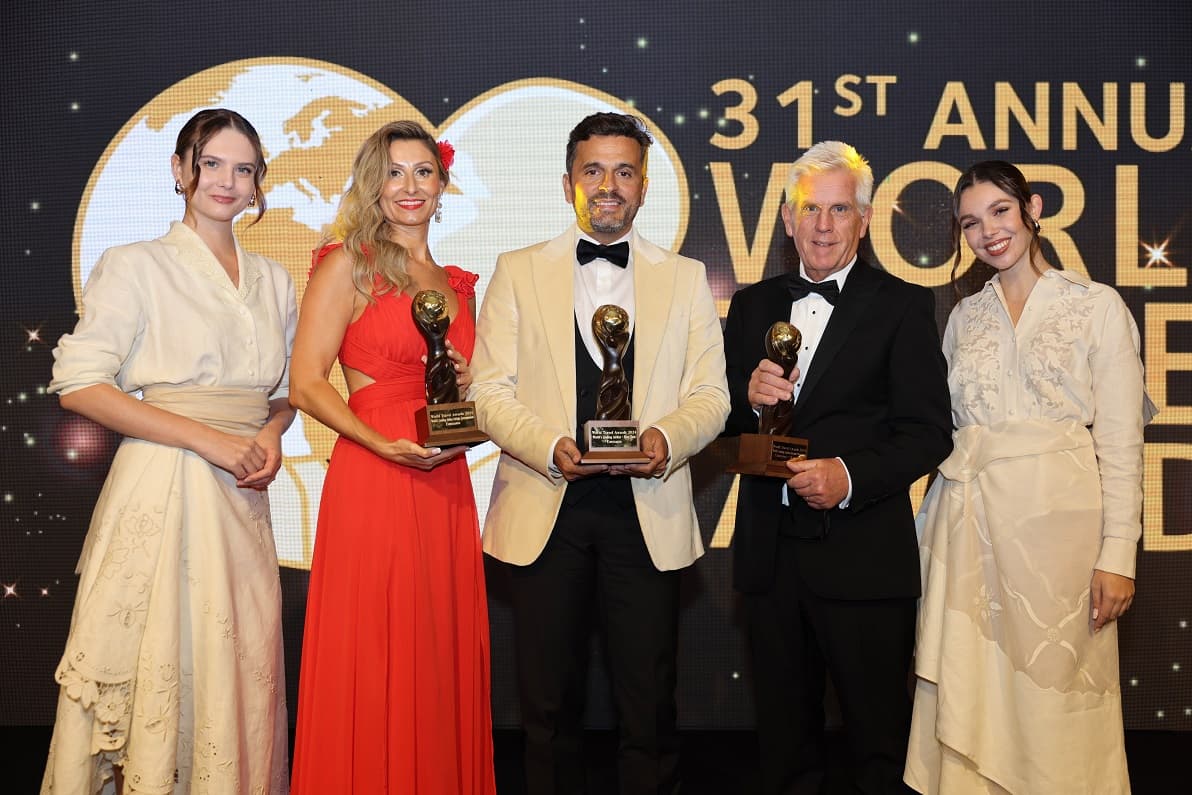 Emirates wins awards at the World Travel Awards & the World Travel Tech Awards