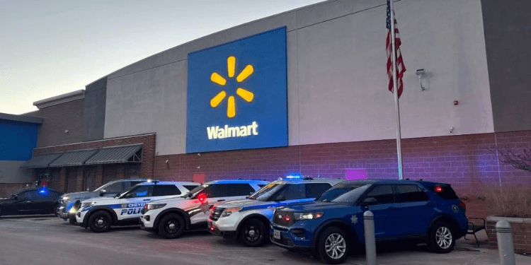 Mom Arrested After Leaving Children in Hot Car Outside Walmart