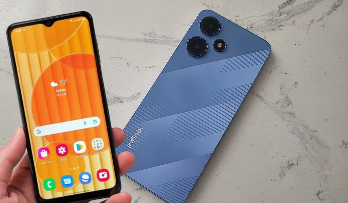 Samsung Galaxy A04S vs Infinix Hot 30 Play: Which One Reigns Supreme?