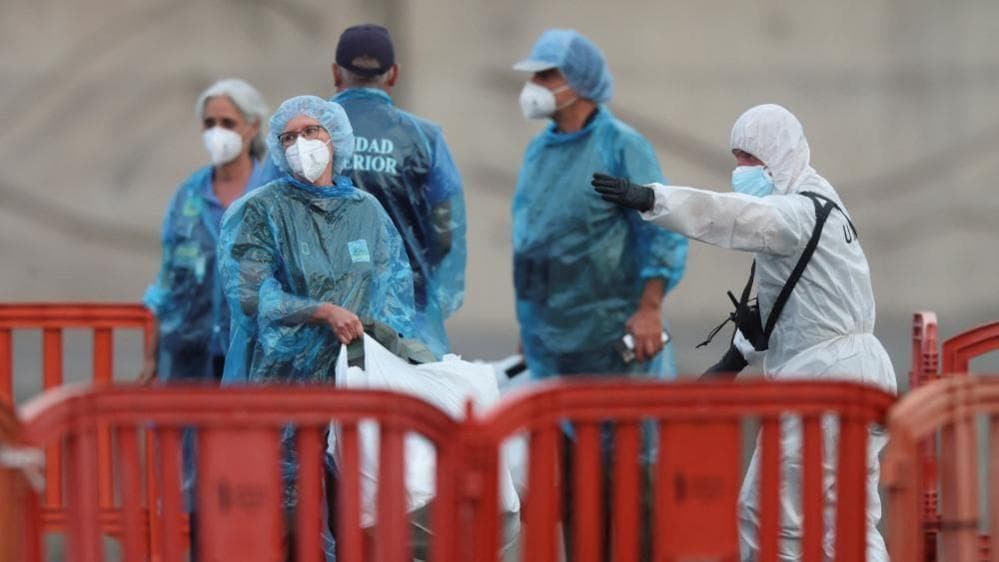 US and French nationals test positive for hantavirus after leaving ship