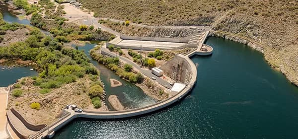 Bipartisan Bill Greenlights 2 GW Project for Arizona Salt River Project