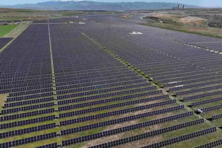 Darden Clean Energy Project: The World’s Largest Battery Energy Storage System