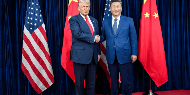 US Warns Travelers: Be Ready to Hand Over Phone, Laptop Passwords in Hong Kong