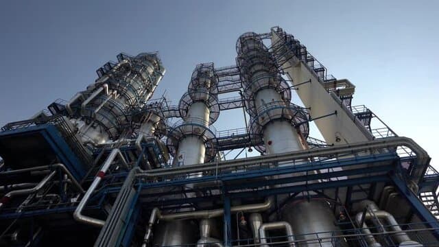Nigeria’s $10 Billion Train-7 Gas Project Faces a Major Setback at 90% Completion