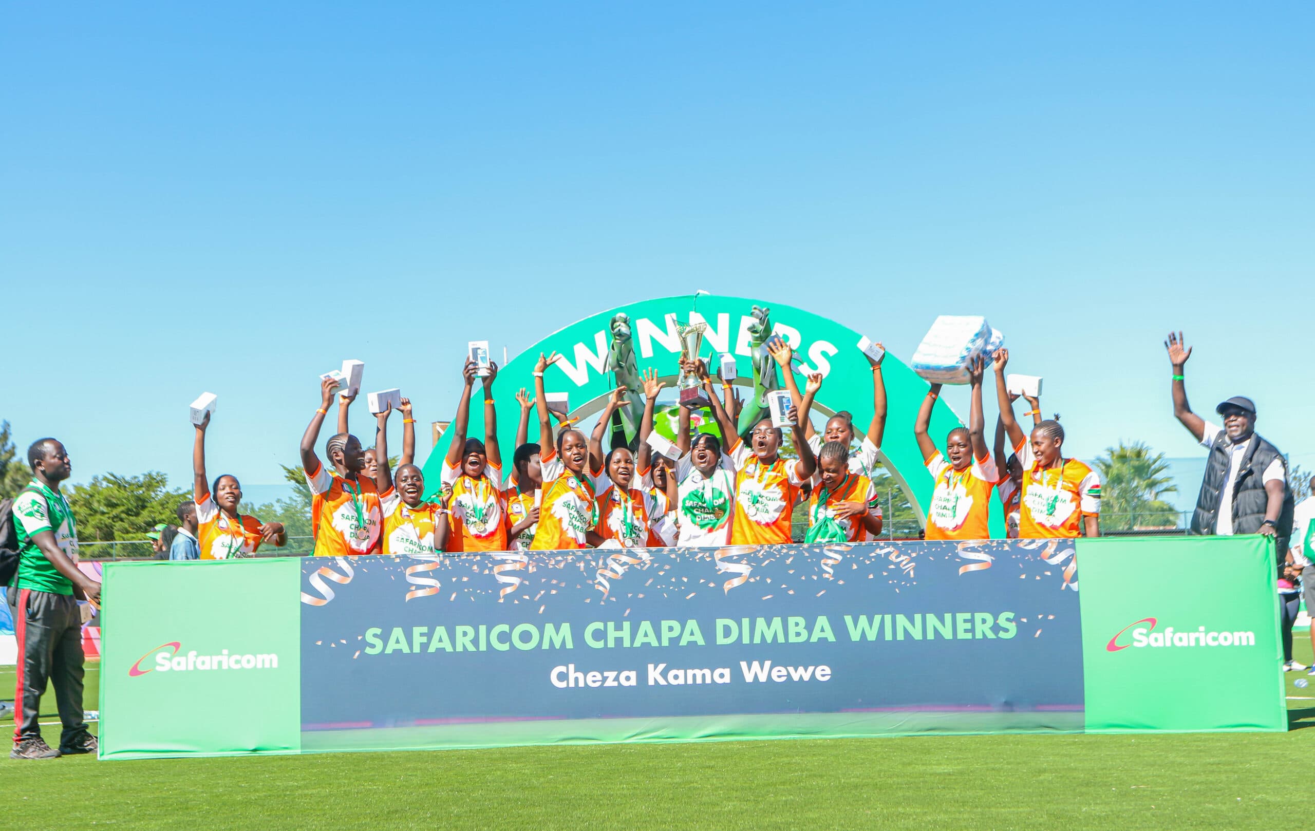 Young Kings & Dagoretti Mixed Girls are the Safaricom Chapa Dimba Nairobi winners