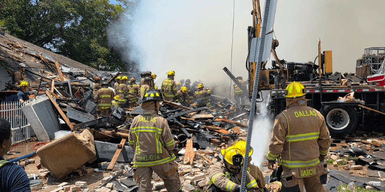 Dallas Explosion Devastates Apartment Building — 11 Feared Trapped in Rubble