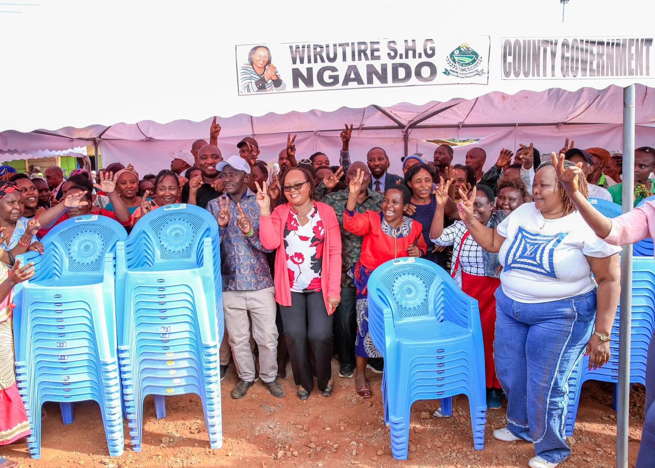 Waiguru offers seedlings to Kariti residents
