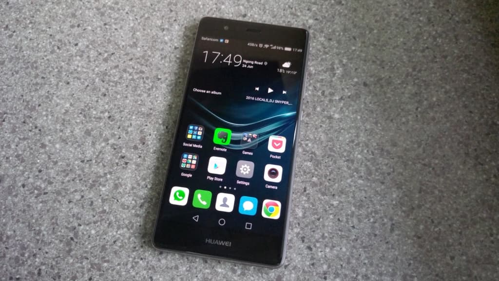 Huawei May Launch Green and Purple Versions of its 2017 flagship, the P10