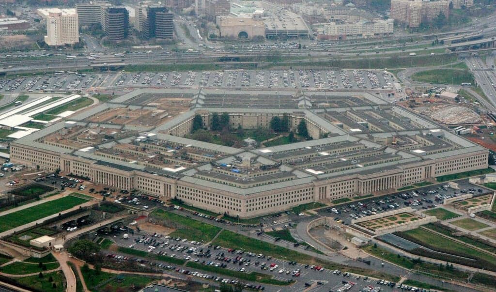 Pentagon Returns Press Badges but Boots Media Offices After Court Loss