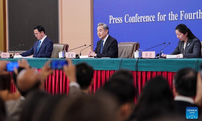 China urges halt to iran conflict, says war “serves no one”