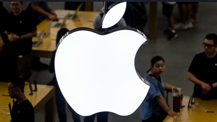 Why The US-China Trade War Will Only Make Things Worse For Apple