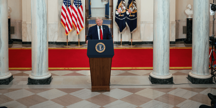 US Warships and Aircraft to Remain on Standby Around Iran, Trump Warns After Ceasefire
