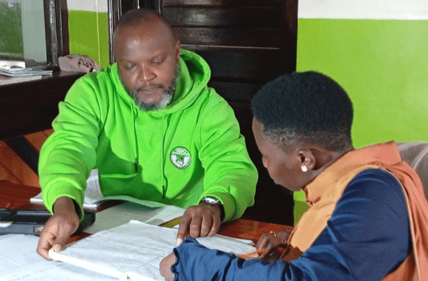 Thika residents decry delays in voter registration exercise
