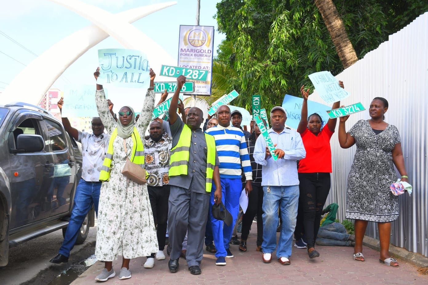 Car dealers protest NTSA system changes affecting use of KD number plates