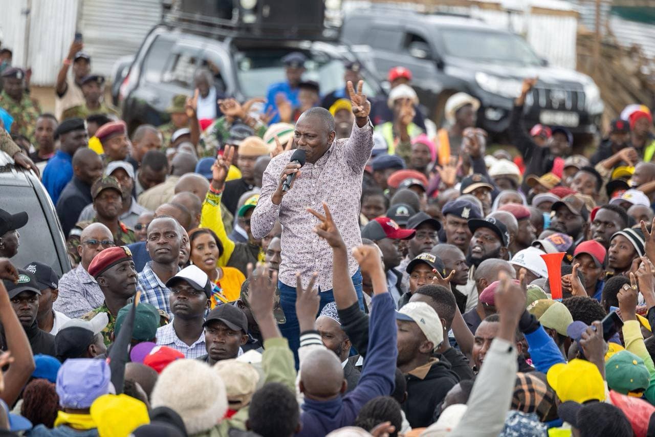 Kimani Ichungw’a Heckled in the Presence of Ruto