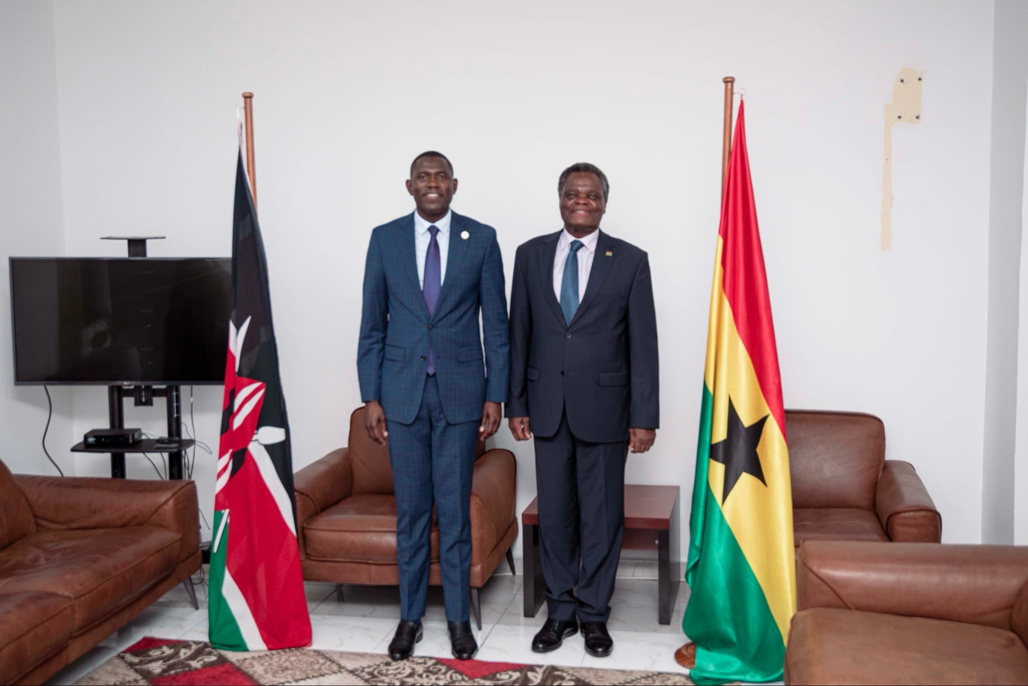 Kenya, Ghana explore health partnership on UHC pharmaceutical manufacturing
