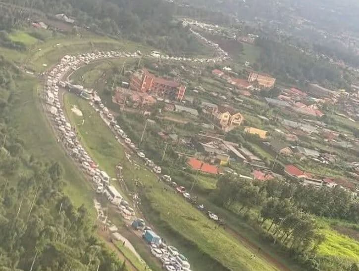 Road Safety Alert: How to Avoid Traffic Gridlock During Kenya’s Festive Travel Rush