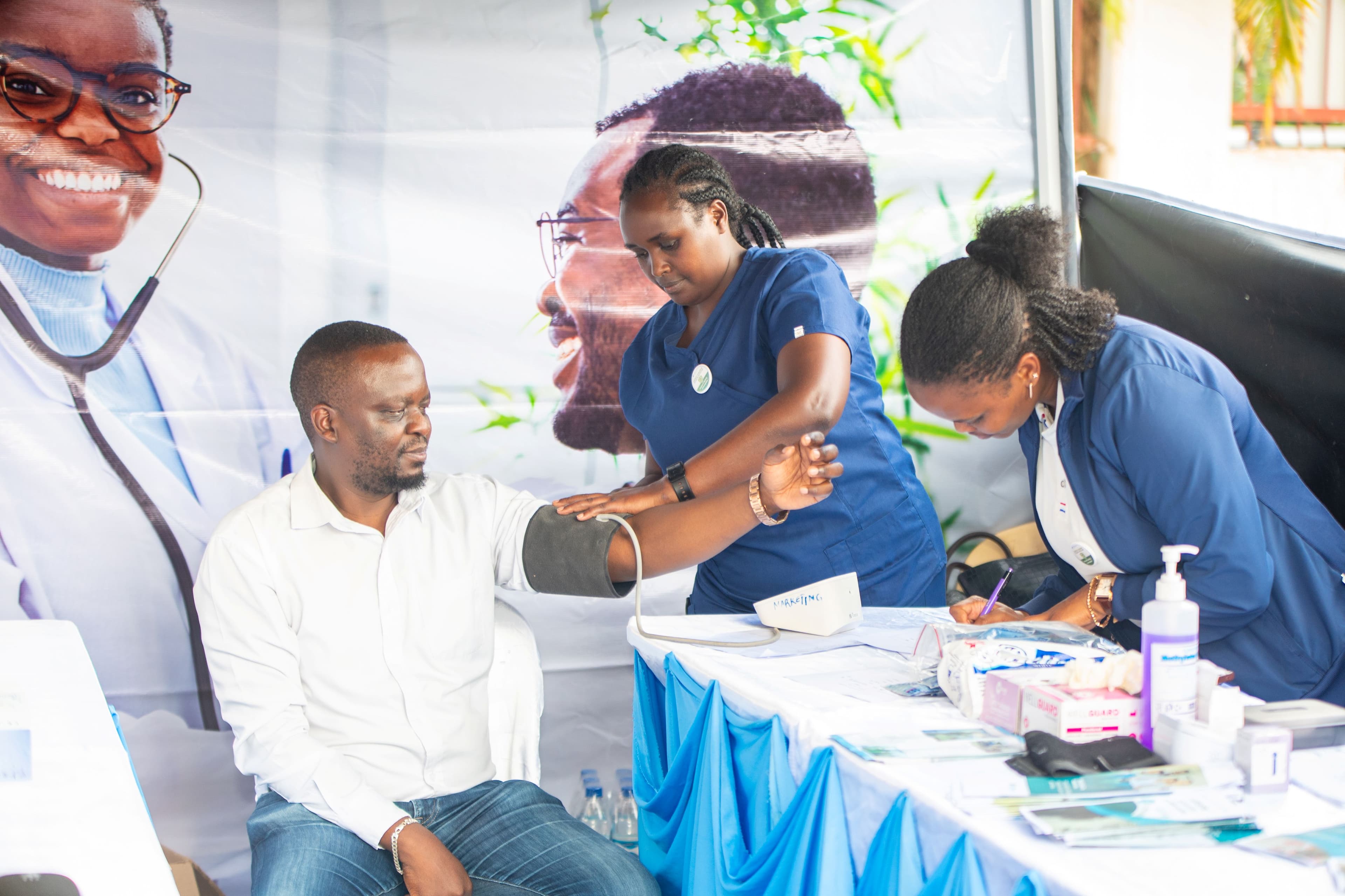 SJAK hosts wellness medical camp for sports journalists