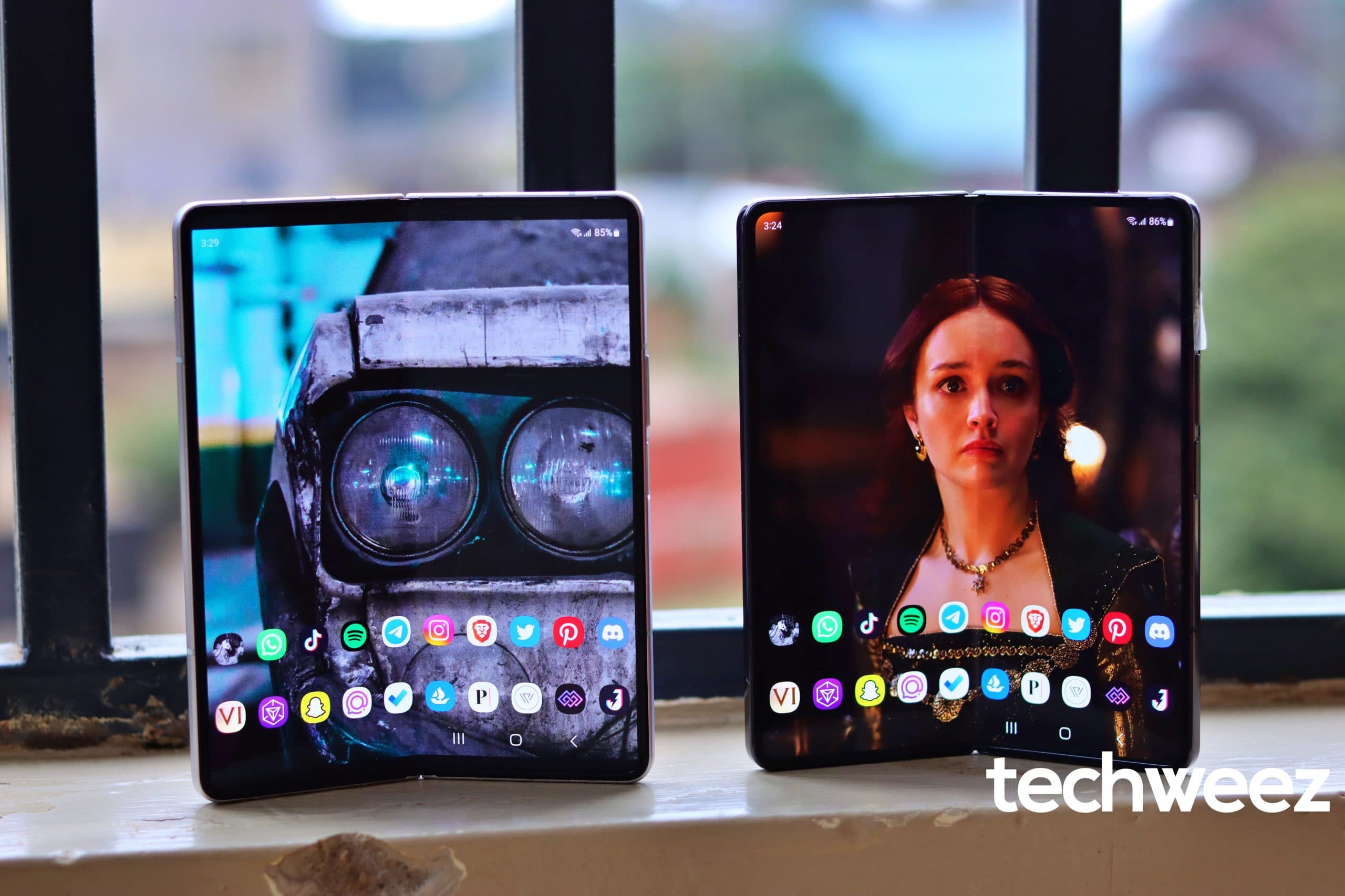 Best Foldable Smartphones To Buy in Kenya Right Now