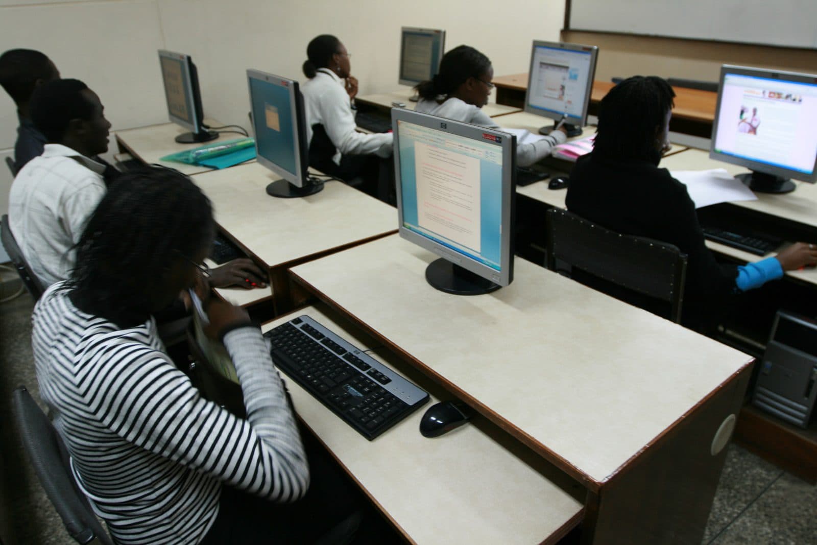 Desktop PCs: The Perfect Solution for Modern Business Needs