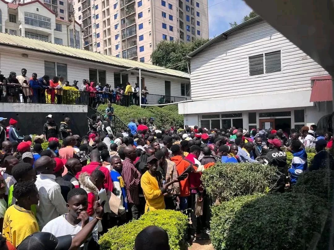 Burundians queue for documents amid uncertainty over Kenya foreign-trader crackdown
