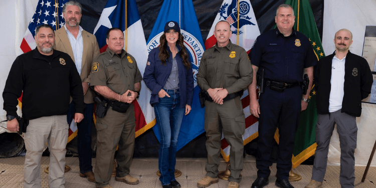 Democrats Gives Over $286K to Prosecutor Who Charged ICE Officer