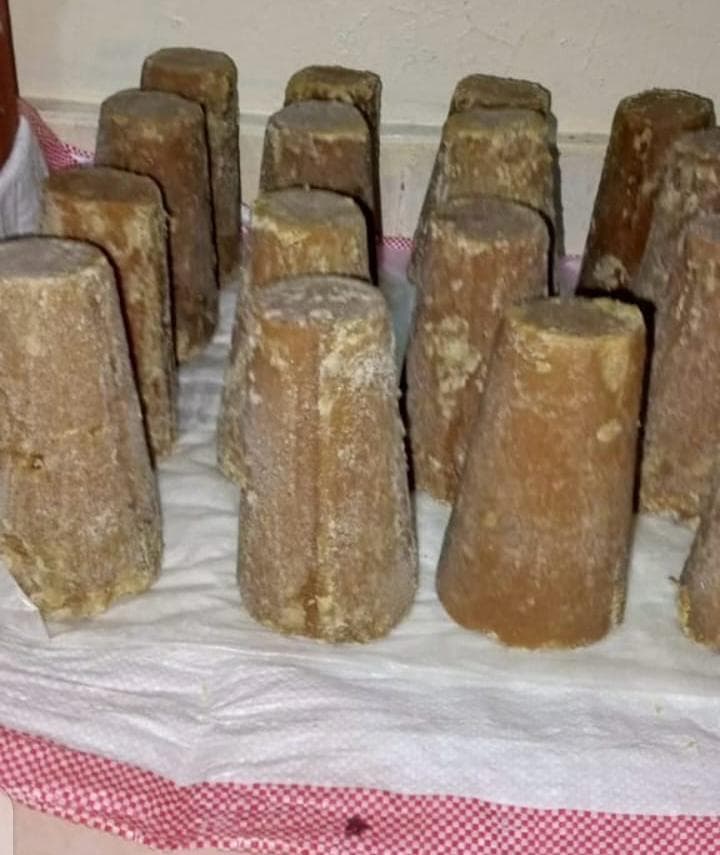 Farmer triples sugar earnings by making jaggery sugar on his farm