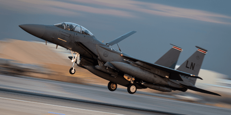 U.S. Pilot Missing in Iran for Hours Reportedly Recovered in Daring Operation