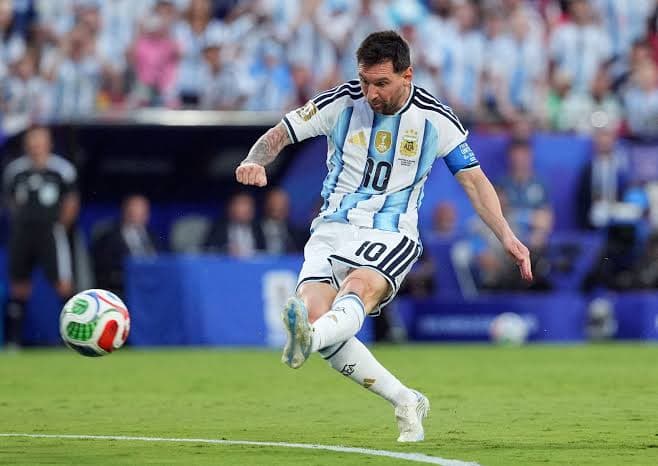 Messi hat-trick inspires Argentina’s World Cup defense