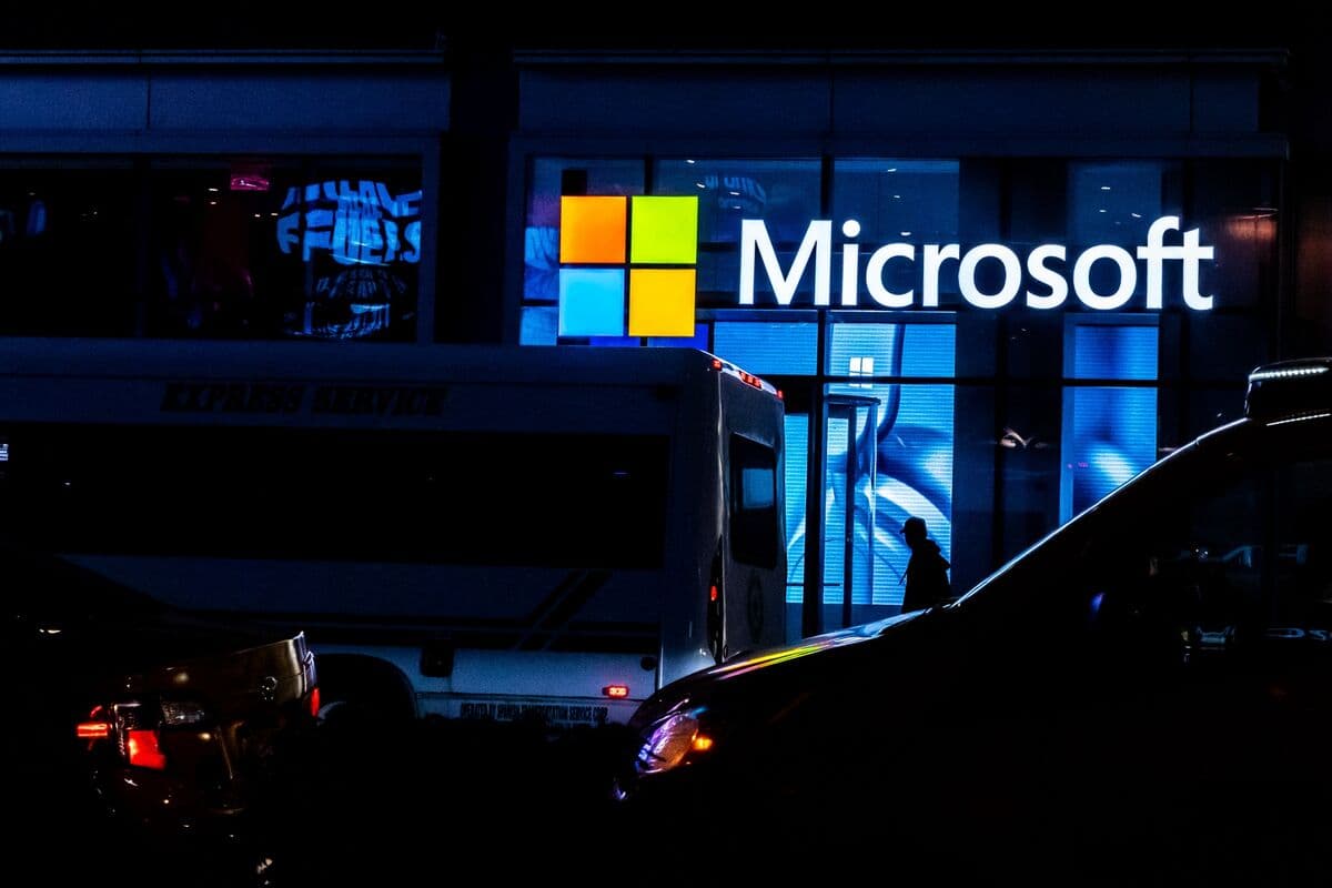 Laid-Off Microsoft Workers Told to Ask ChatGPT for Career Support