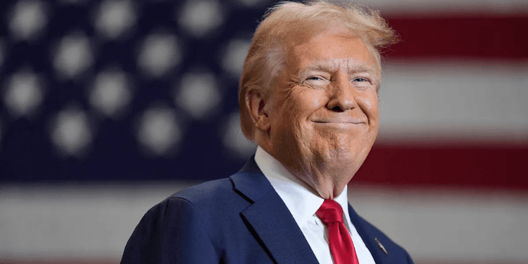 Trump Accused of Taking Back Americans’ Tax Refunds as Fuel Prices Rise