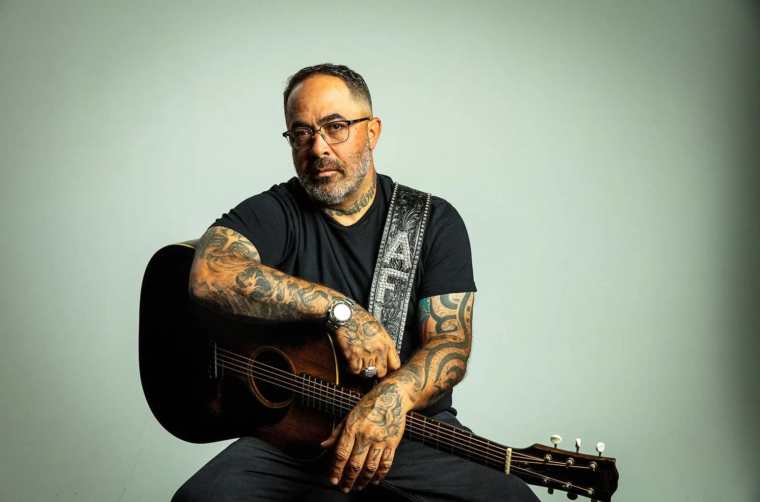Aaron Lewis Net Worth