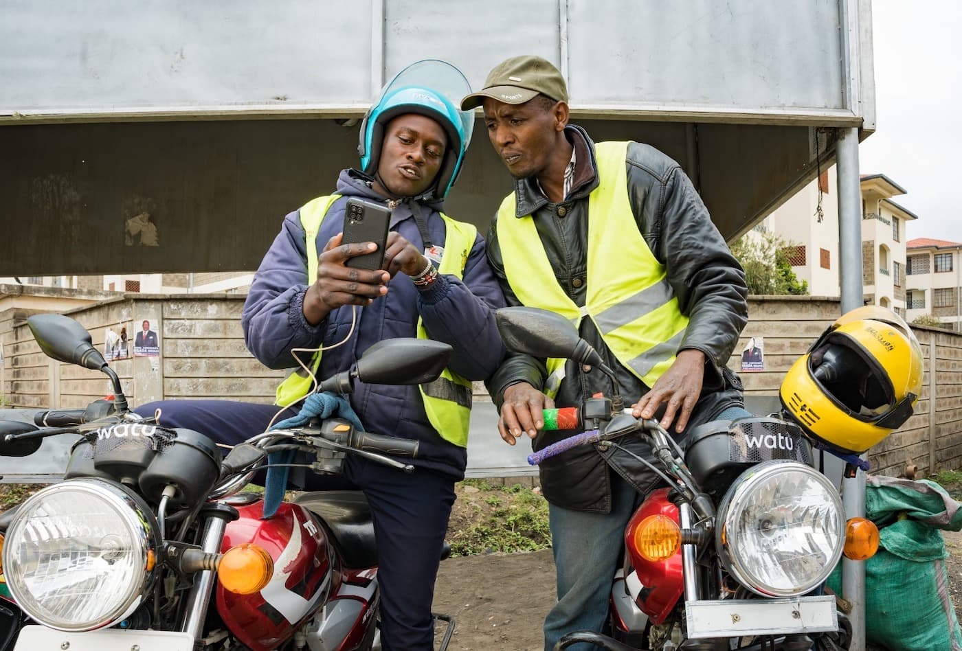 Watu Simu Marks Sale of One Million Devices in Style