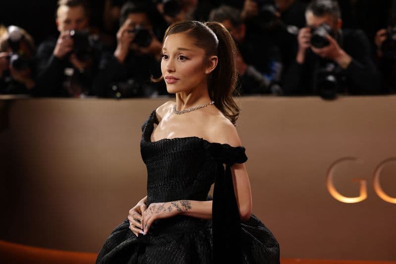 Do not use my music, Ariana Grande tells White House
