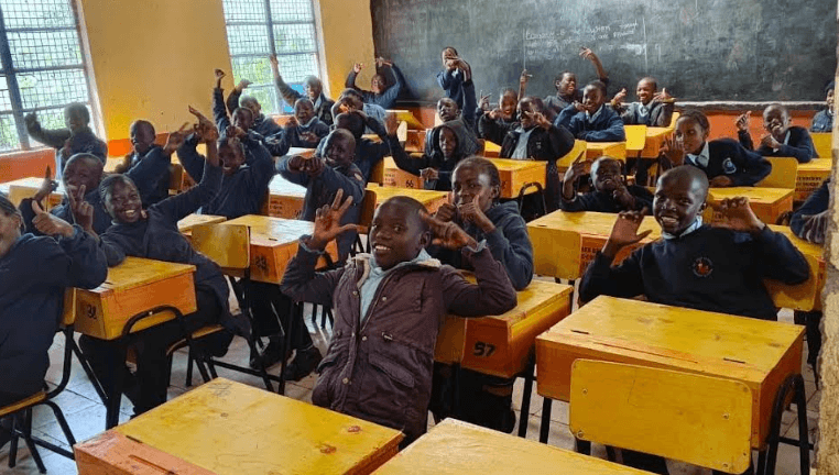 Kamirithu school receives new lockers and chairs