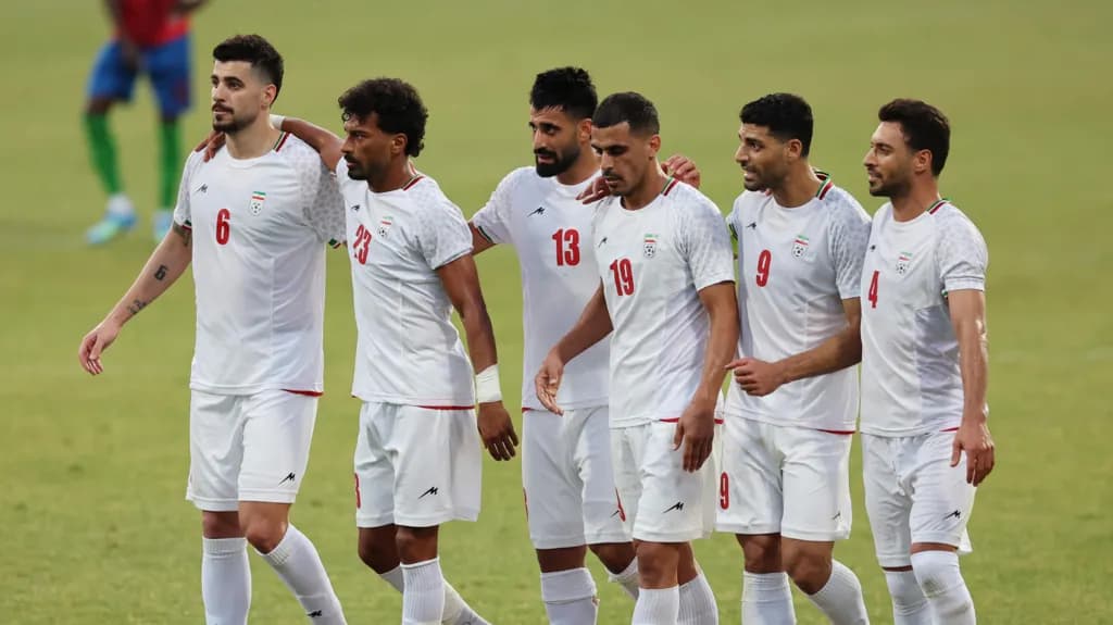 Iran says staff blocked from entering US after players given World Cup visas