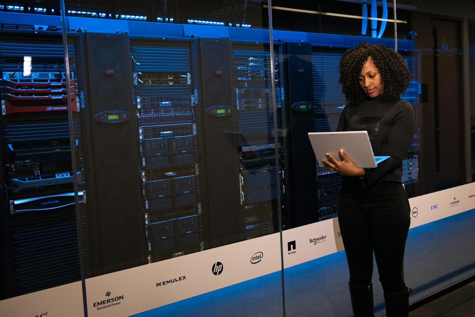 Enterprise-Grade IT on a Budget: The Advantages of Refurbished Servers